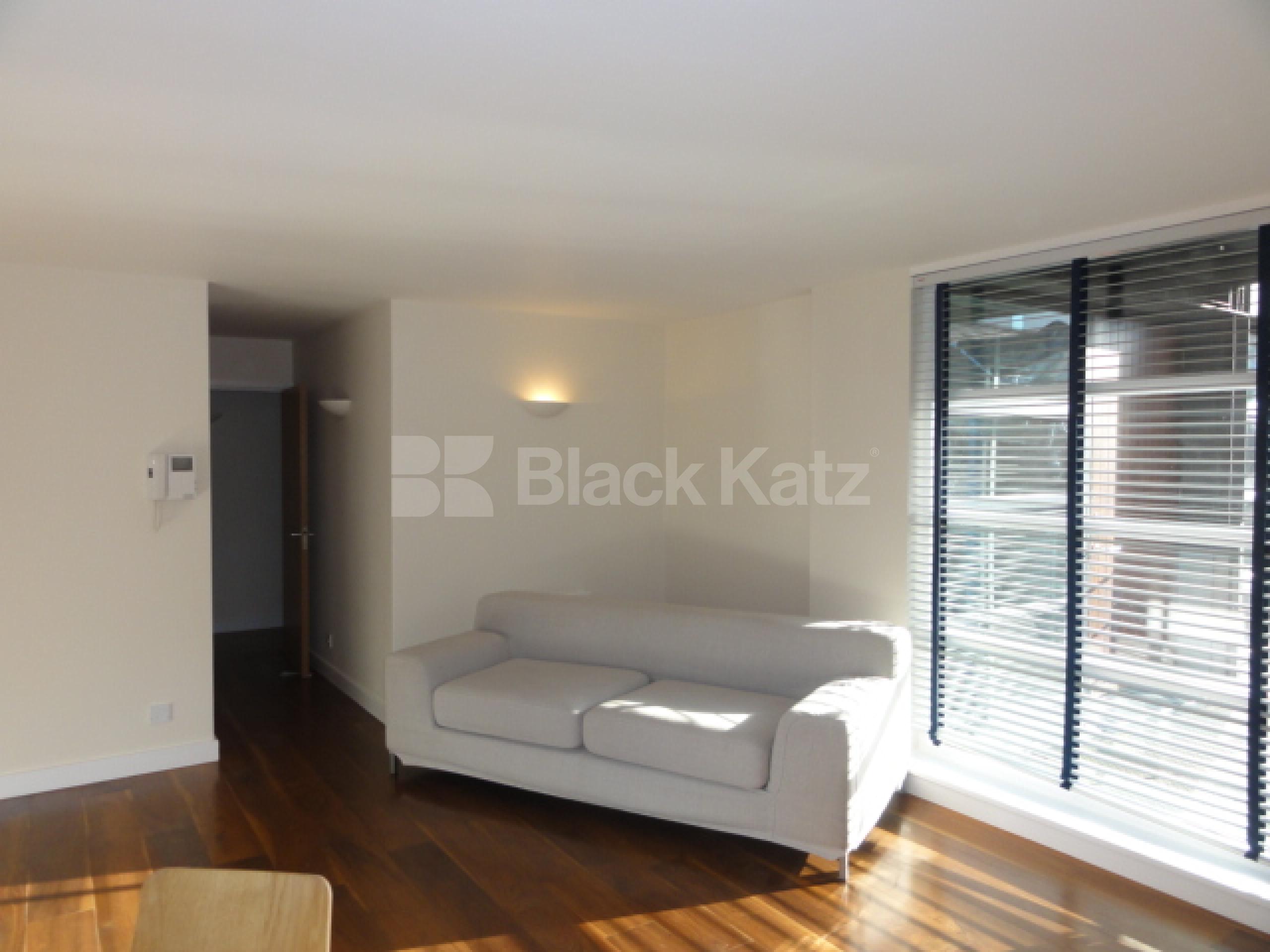 			NEW INTUCTION, 2 Bedroom, 1 bath, 1 reception Apartment			 Marina one, KINGS CROSS N1